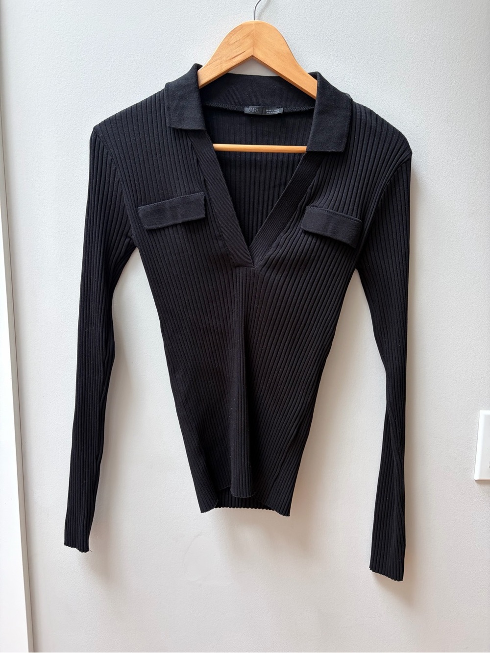 Zara NWOT Black Ribbed V-Neck Collared Long Sleeve Top